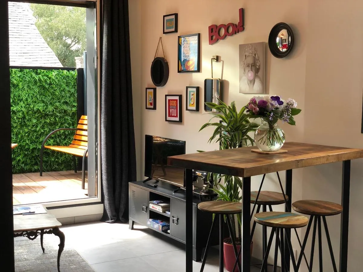 Appartement centre-ville avec terrasse INDUS Vannes 0*,  France